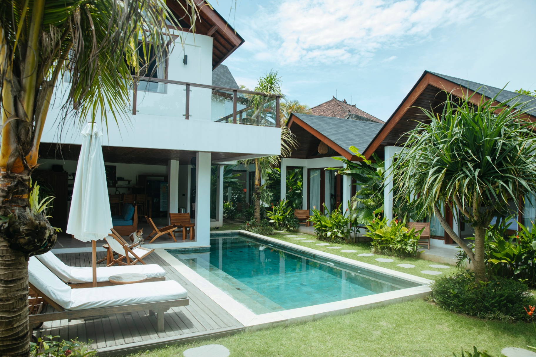 Private villa with pool at Suara Ombak Bali