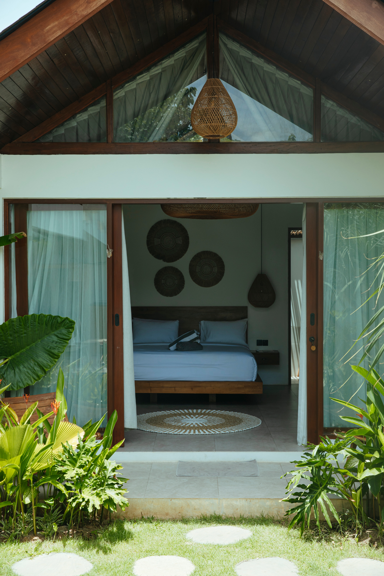 Room 4 alternate view at Suara Ombak Bali